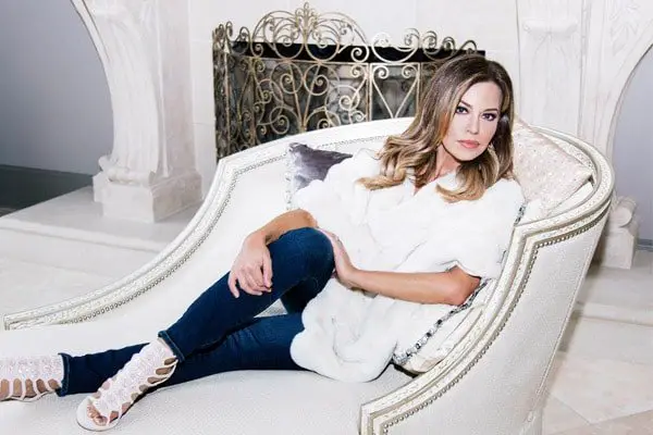 Robin Meade's Profession & Net Worth