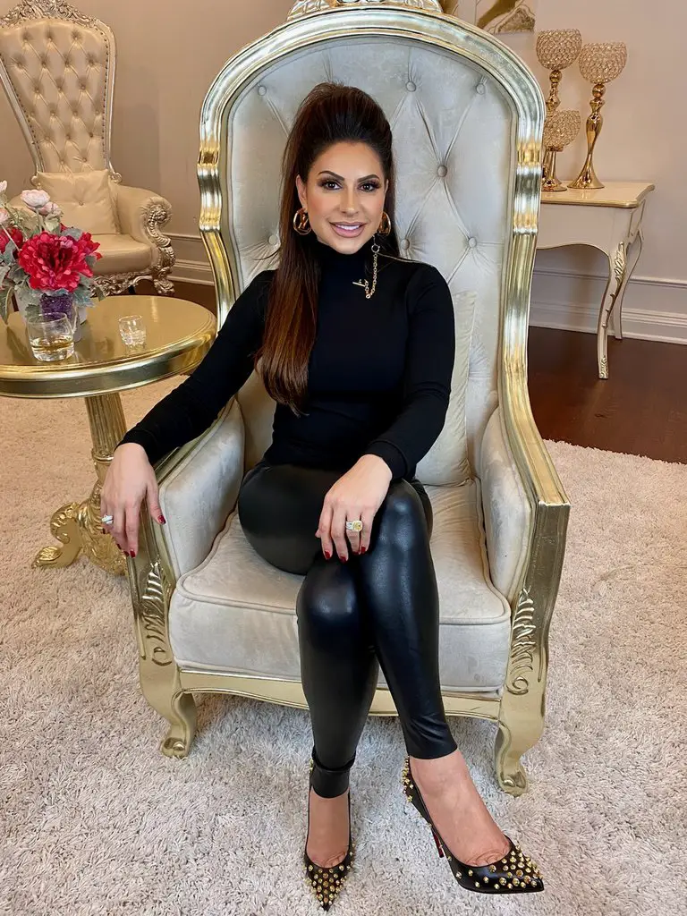 Jennifer Aydin Social Media Presence