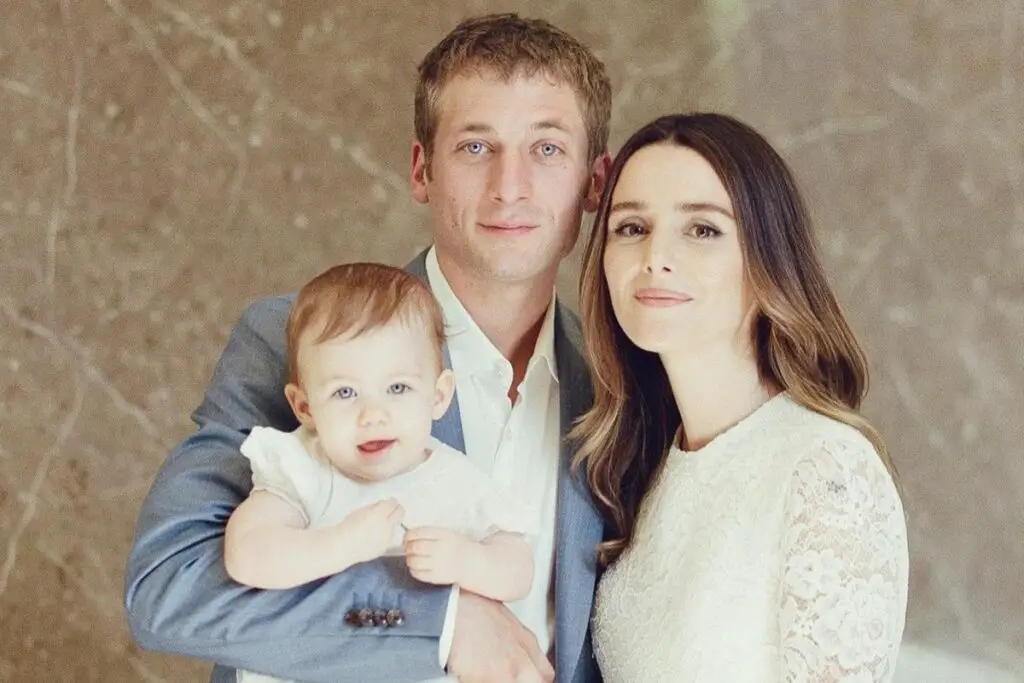 Jeremy Allen White Family