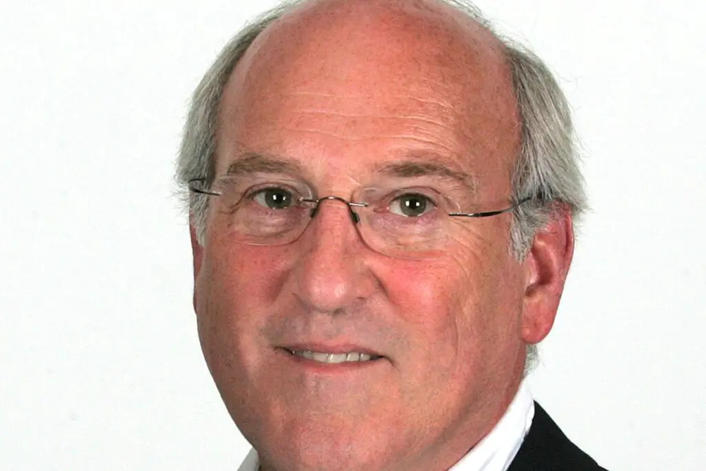 Hub Arkush Profile