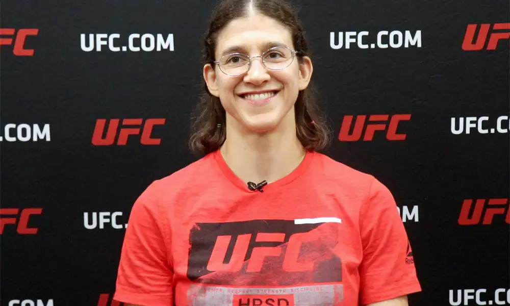 Social Media Handles of Roxanne Modafferi