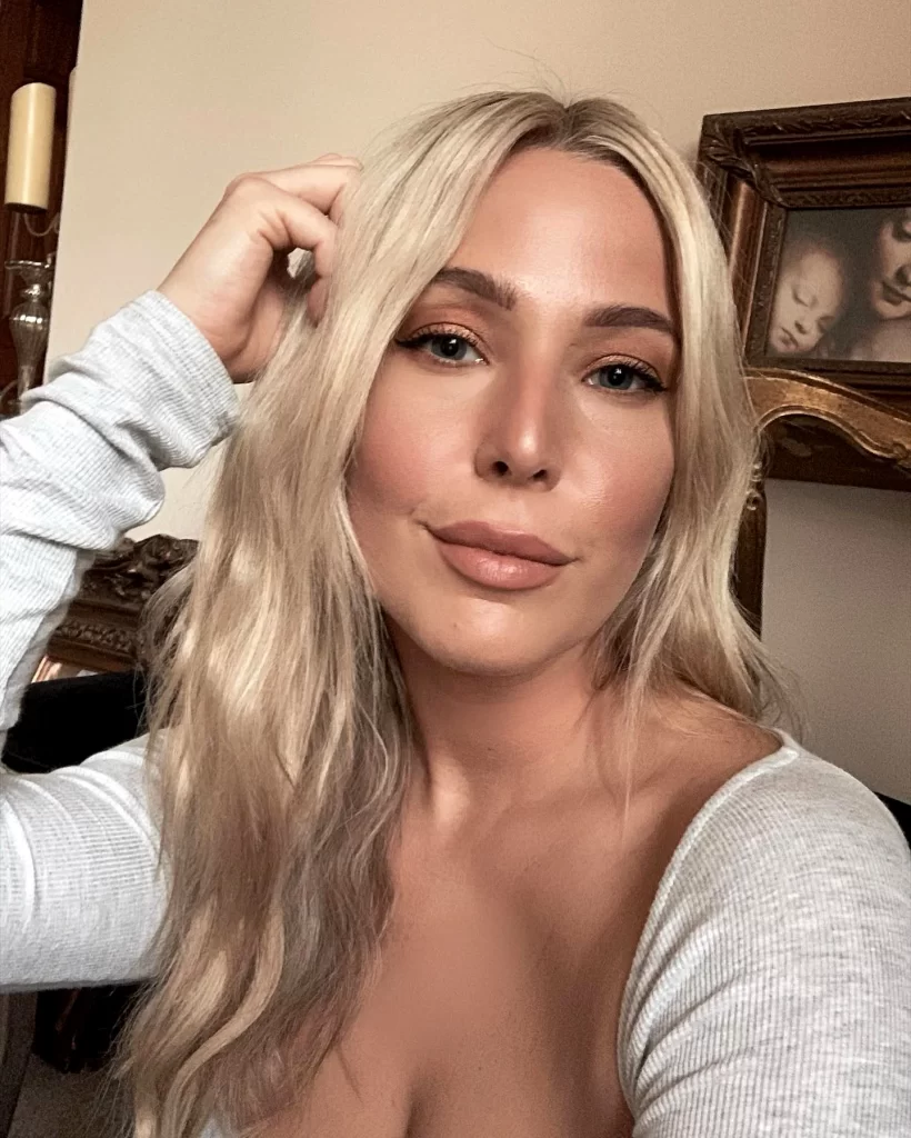 Shaina Hurley Height and Weight