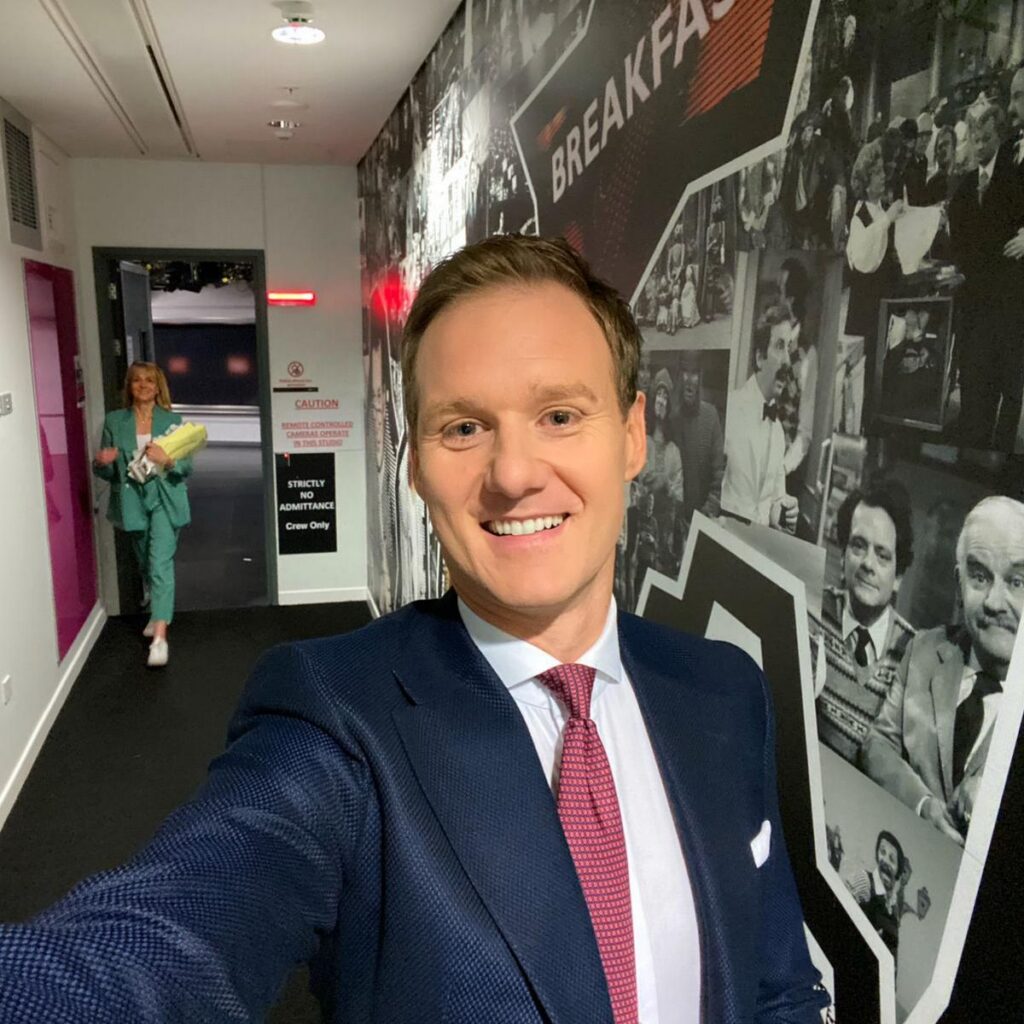 Social Media Handles of Dan Walker