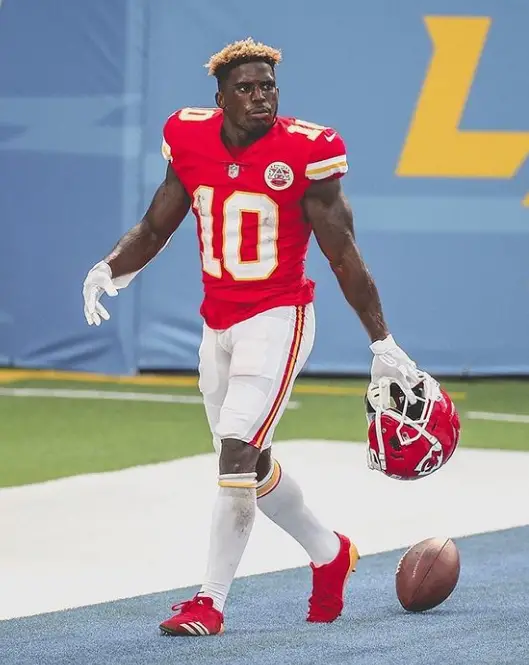 Bio of Tyreek Hill: Early Life and Football Career