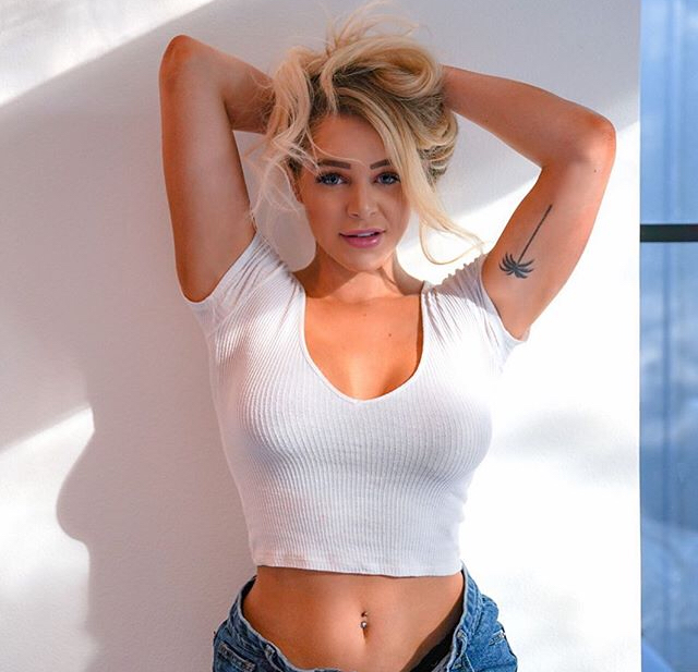Net Worth of Courtney Tailor