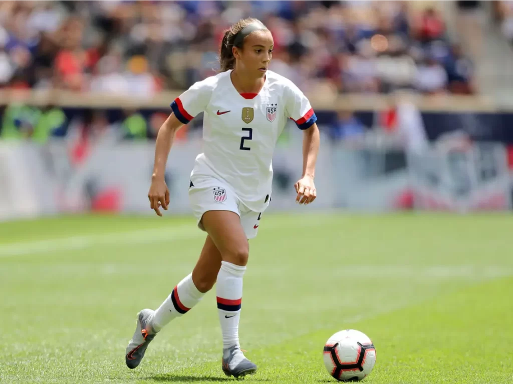 Mallory Pugh Age, Height, Weight, Body Measurement, and Body Appearance