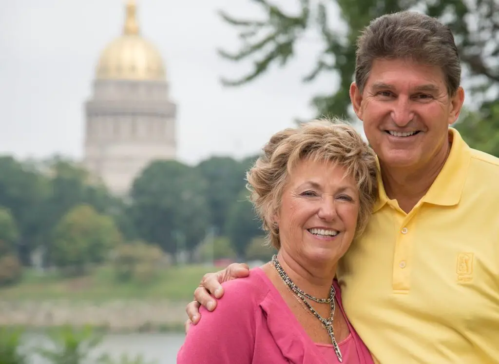 Manchin’s Personal-life & Relationships