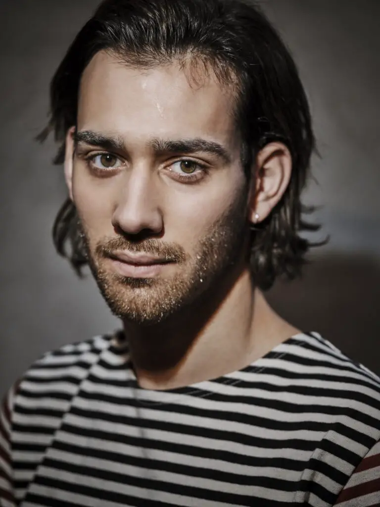 Maxim Baldry's Age, Height, Weight, Body Measurement, and Body Appearance