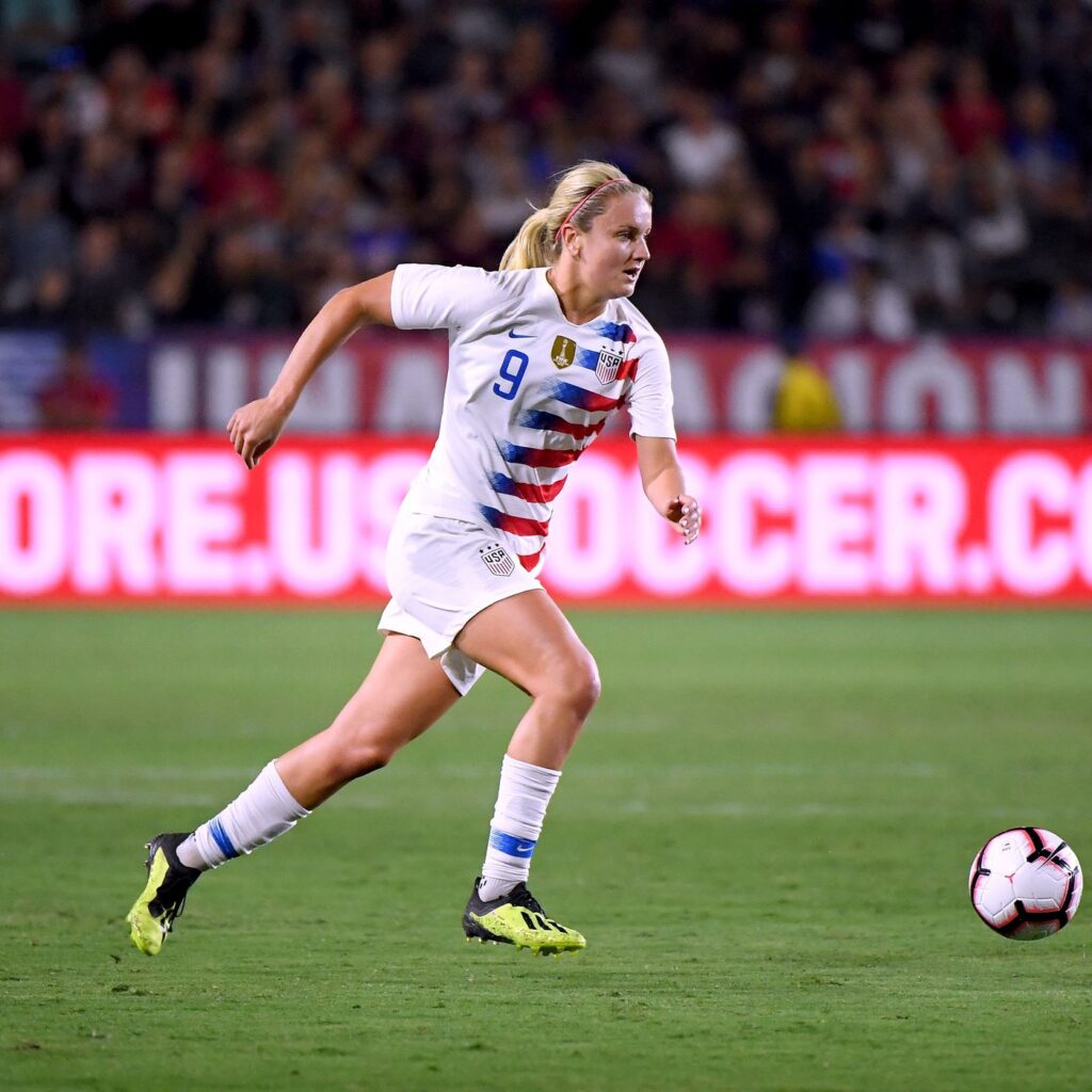 Lindsey Horan Age, Height, Weight, Body Measurement, and Body Appearance 